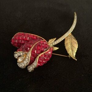 Vintage Brooch